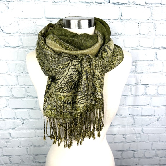Green SOLD🚫NWOT 2-|•PASHMINA•| 1 GREEN + 1 RED/GOLD 70% Pashmina + 30 % Silk - Picture 3 of 16